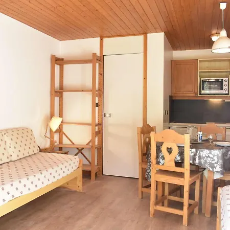 Confortable Pour 4 Pers, Balcon Sud, Proche Pistes Et Commerces - - Fr-1-180-26 * Meribel