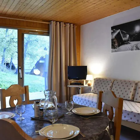 Confortable Pour 4 Pers, Balcon Sud, Proche Pistes Et Commerces - - Fr-1-180-26 公寓 *