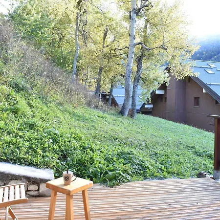 Apartment Confortable Pour 4 Pers, Balcon Sud, Proche Pistes Et Commerces - - Fr-1-180-26 *